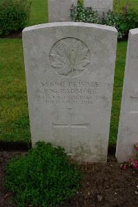 Etaples Military Cemetery - Radmore, Robert